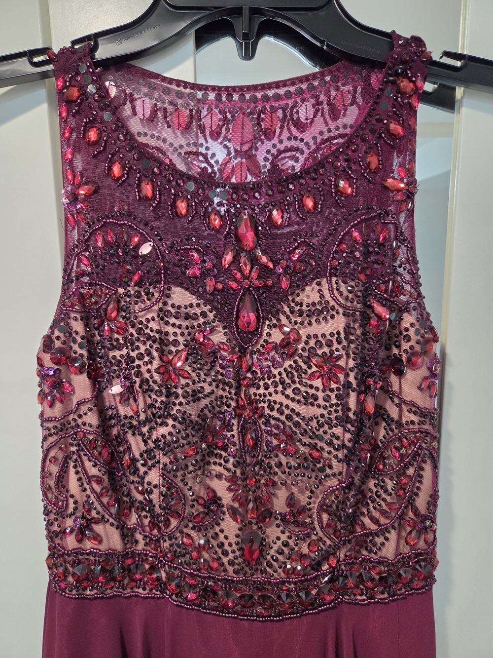 Dave & Johnny Embellished Beaded Dress - Picture 7 of 11